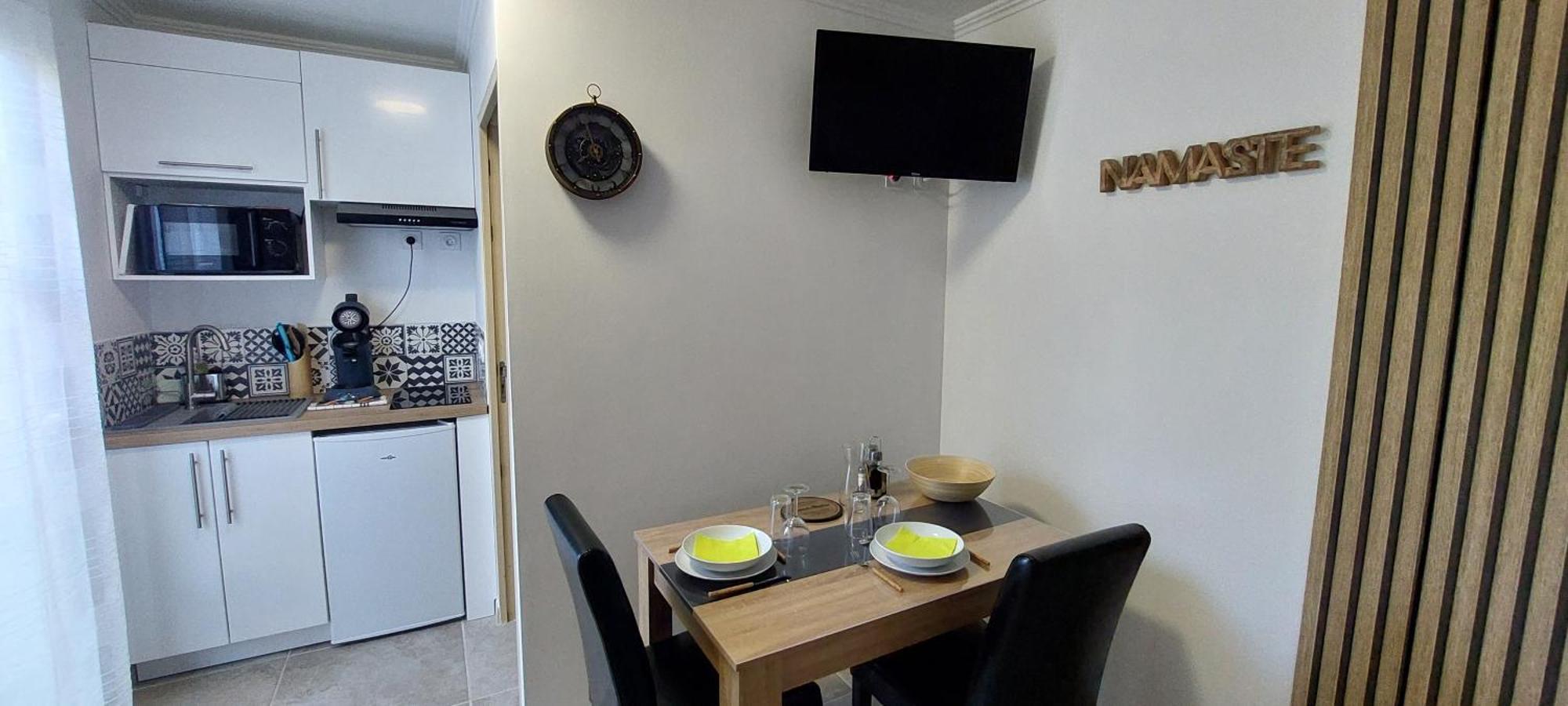 Gite De L'Olivier, Classe, Climatise, Jardin Avec Parking Gratuit Devant Le Logement Et A 5 Minutes Du Centre-Ville A Pied Л'Иль-сюр-ла-Сорг Экстерьер фото